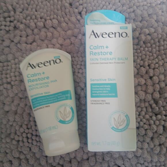Aveeno Calm and Restore Bundle - Picture 1 of 1